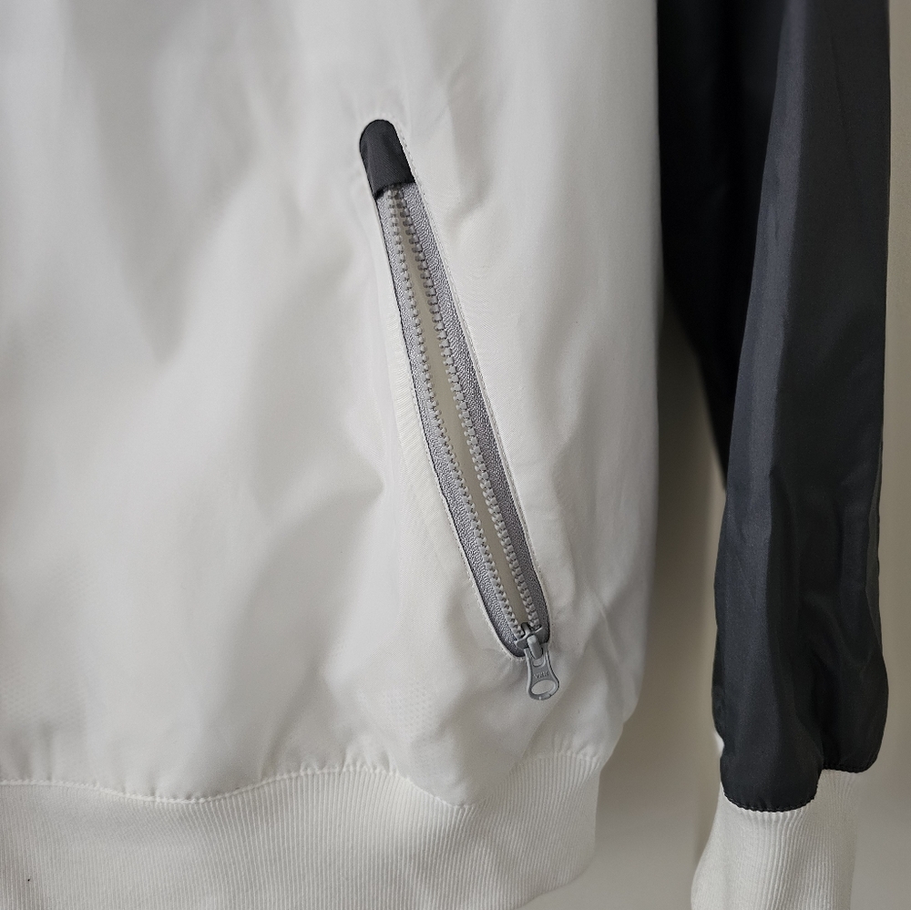 Nike Windrunner Jacket - image 5